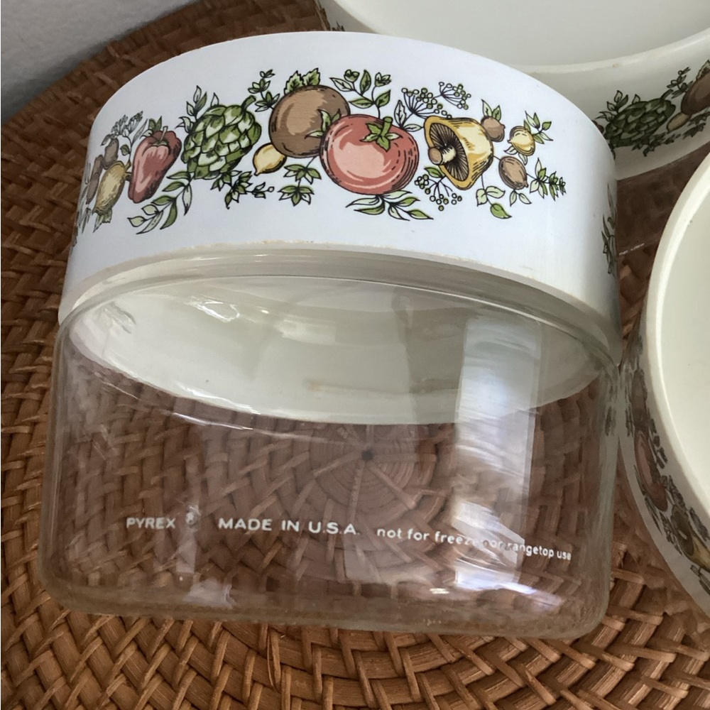 Vintage 1970s PYREX glass storage containers Set (4) Spice of Life 24 oz - Picture 5 of 5